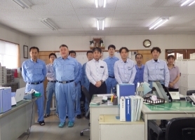 本社内